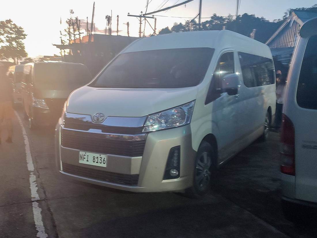 Toyota Hiace Grandia van for private Cebu tours