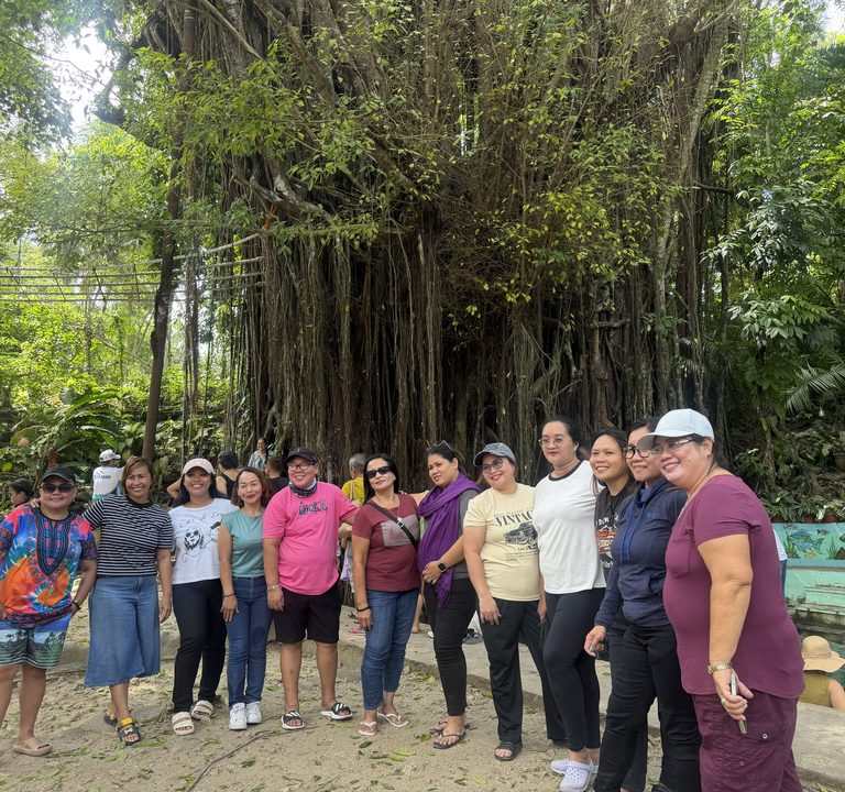Guests at a Siquijor forest tree