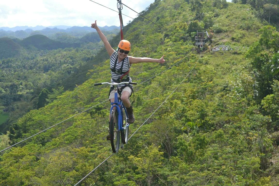 Discover Bohol in 3 Days: Chocolate Hills, Countryside & Island Hopping